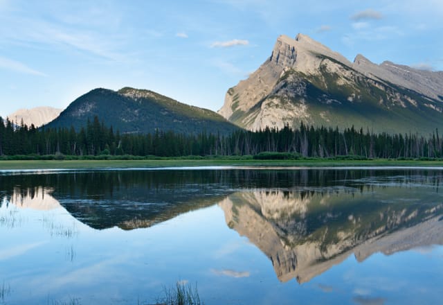 Einzigartige Berge und Landschaften in Kanada