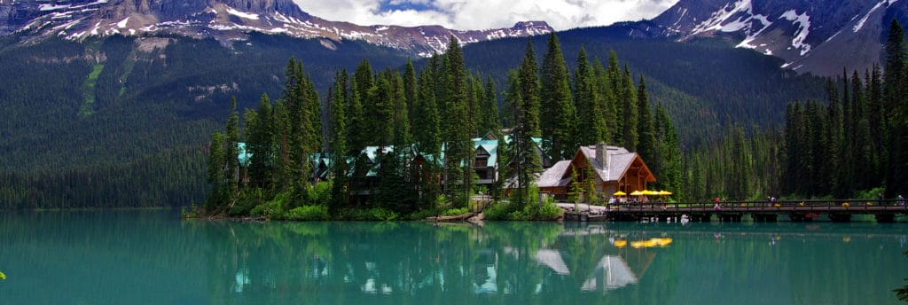 Schöne Lodge am Emerald Lake in Westkanada
