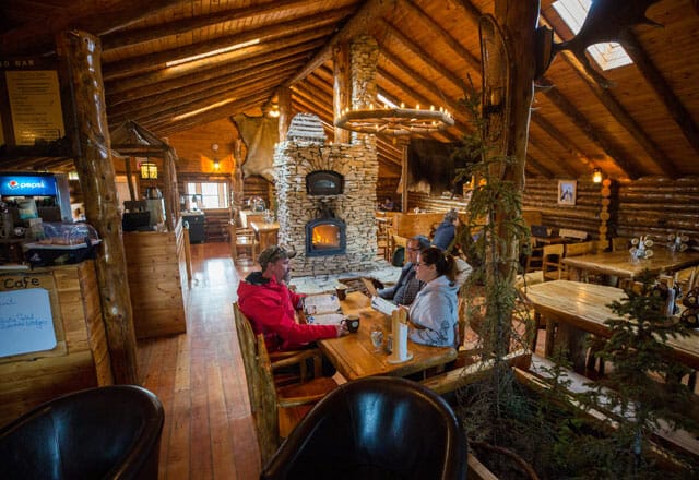Das Restaurant der Lazy Bear Lodge